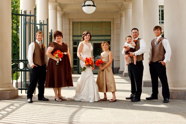 downtown, nashville wedding, bride, bridal party, formal photos